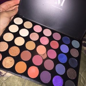 Morphe palette,